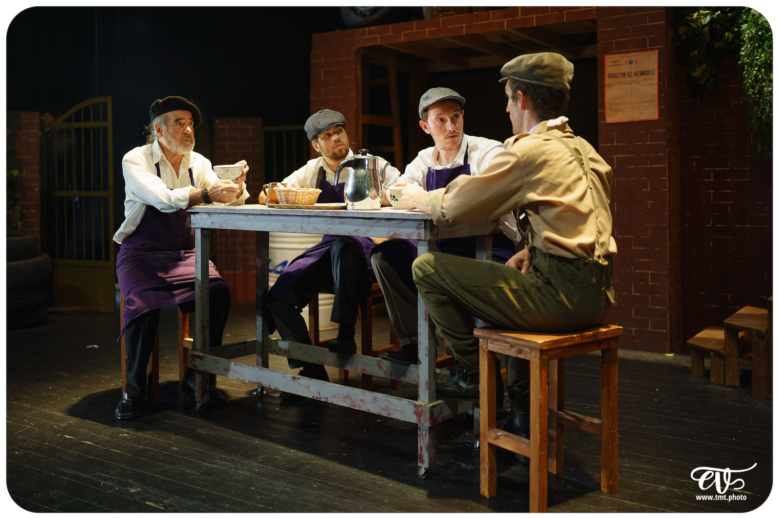 LES VISIONS DE SIMONE MACHARD (CIE LA CLAQUE)